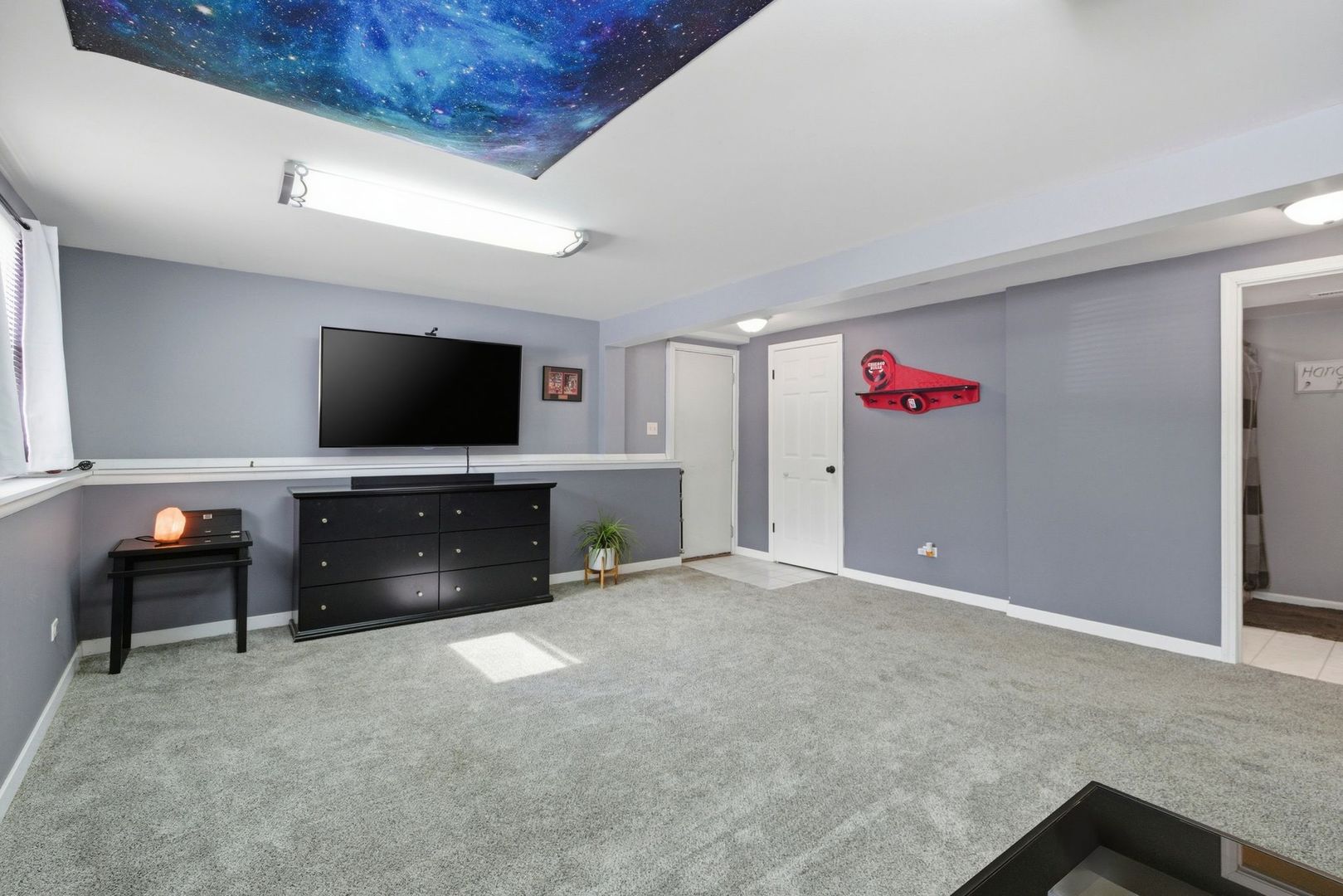 29W200 Forest Avenue
