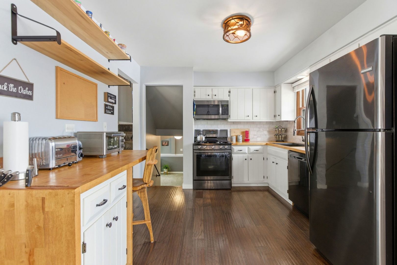 29W200 Forest Avenue