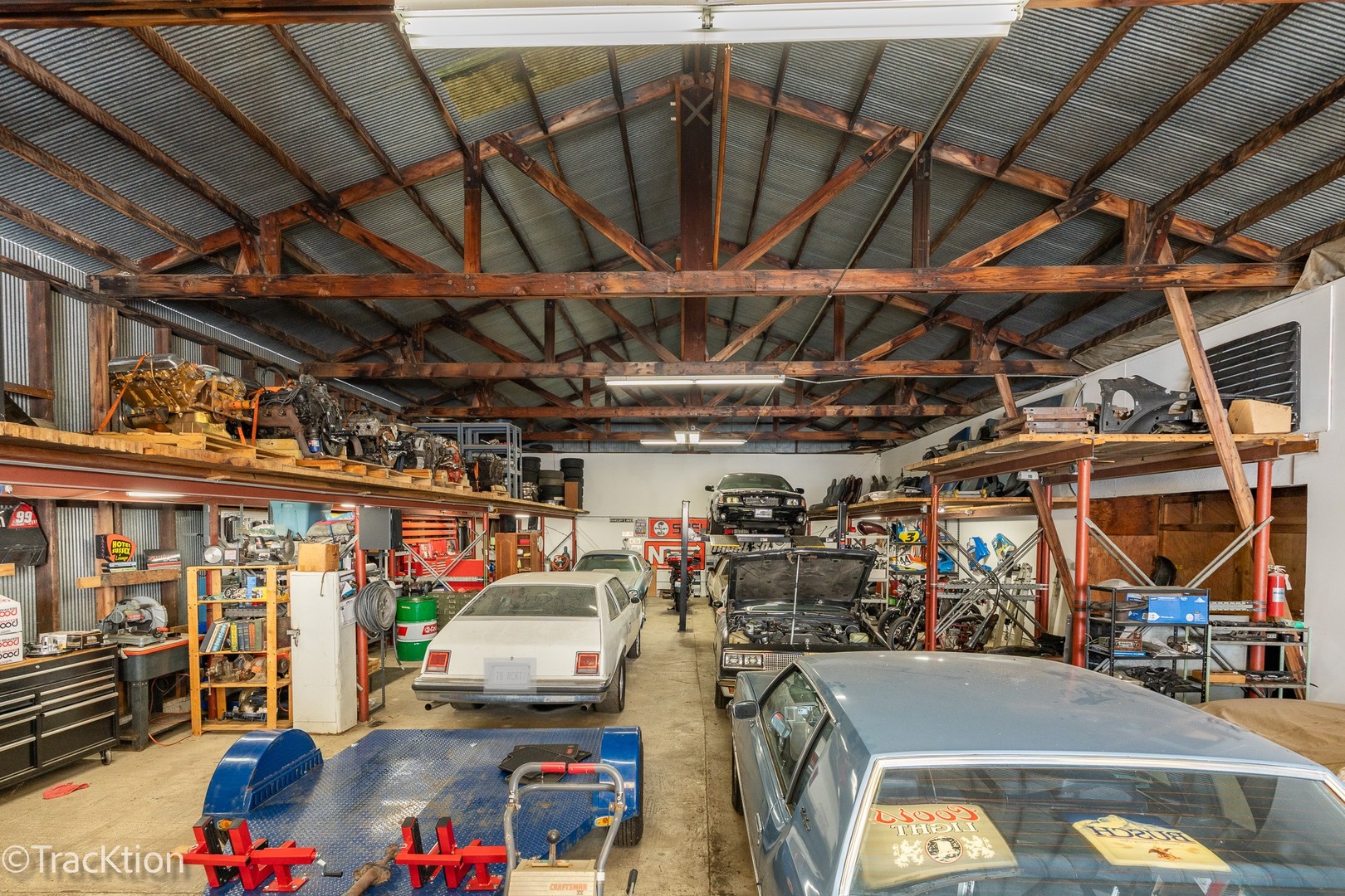 10719 Commercial Street