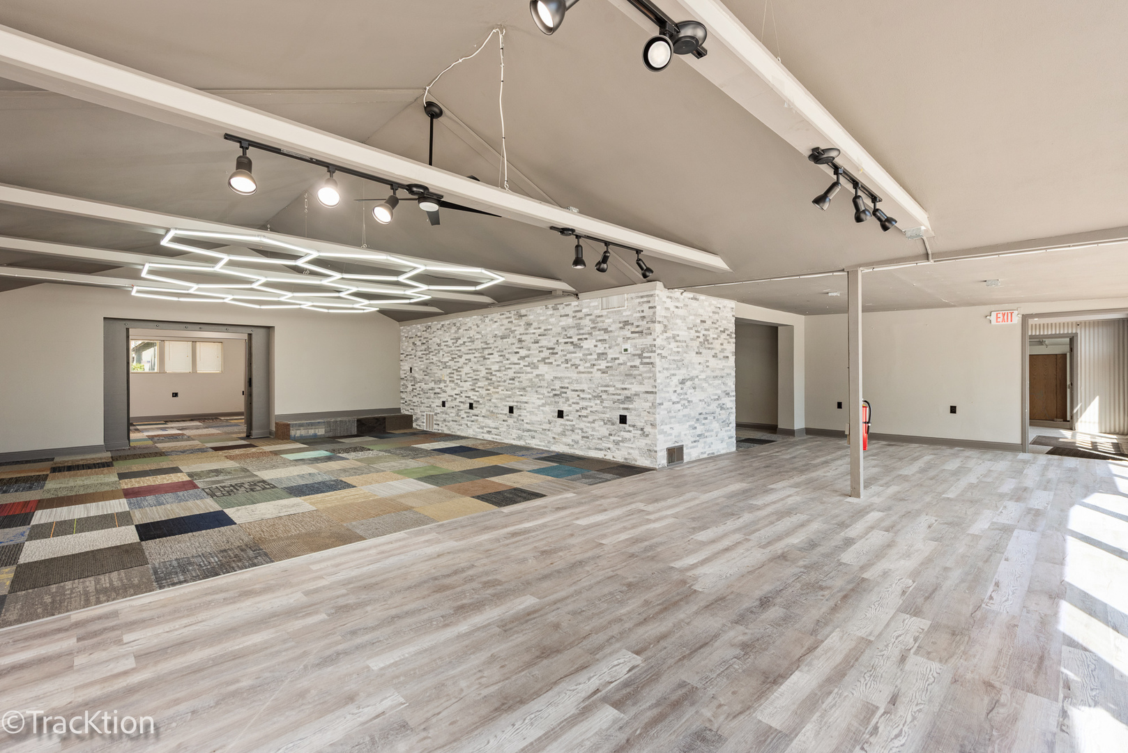 10709 N Main Street