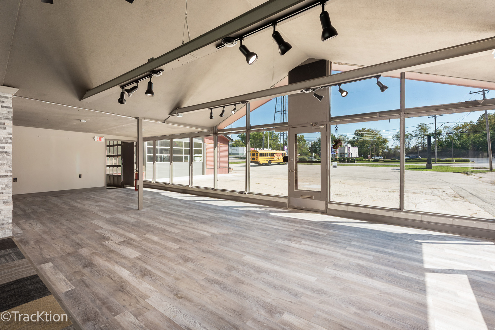 10709 N Main Street