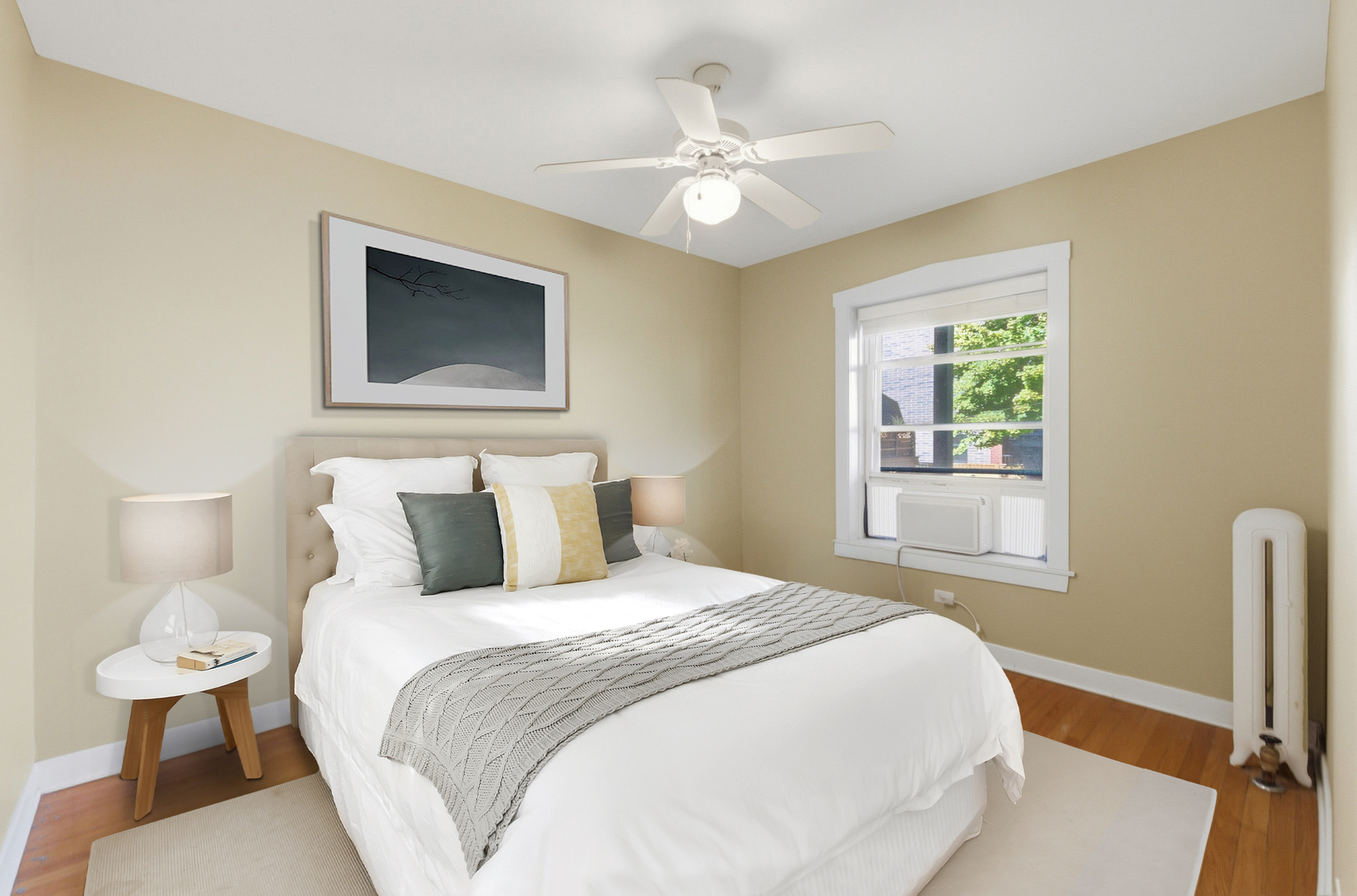 1014 W Barry Avenue Unit: 1