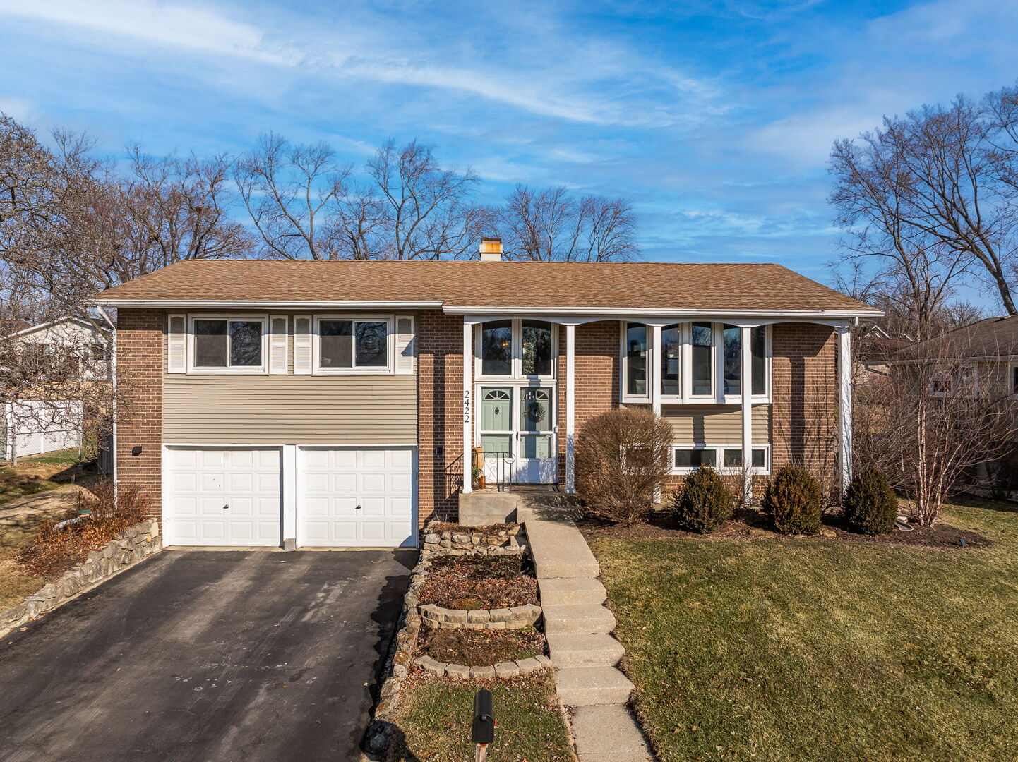 2422 Stonewall Avenue