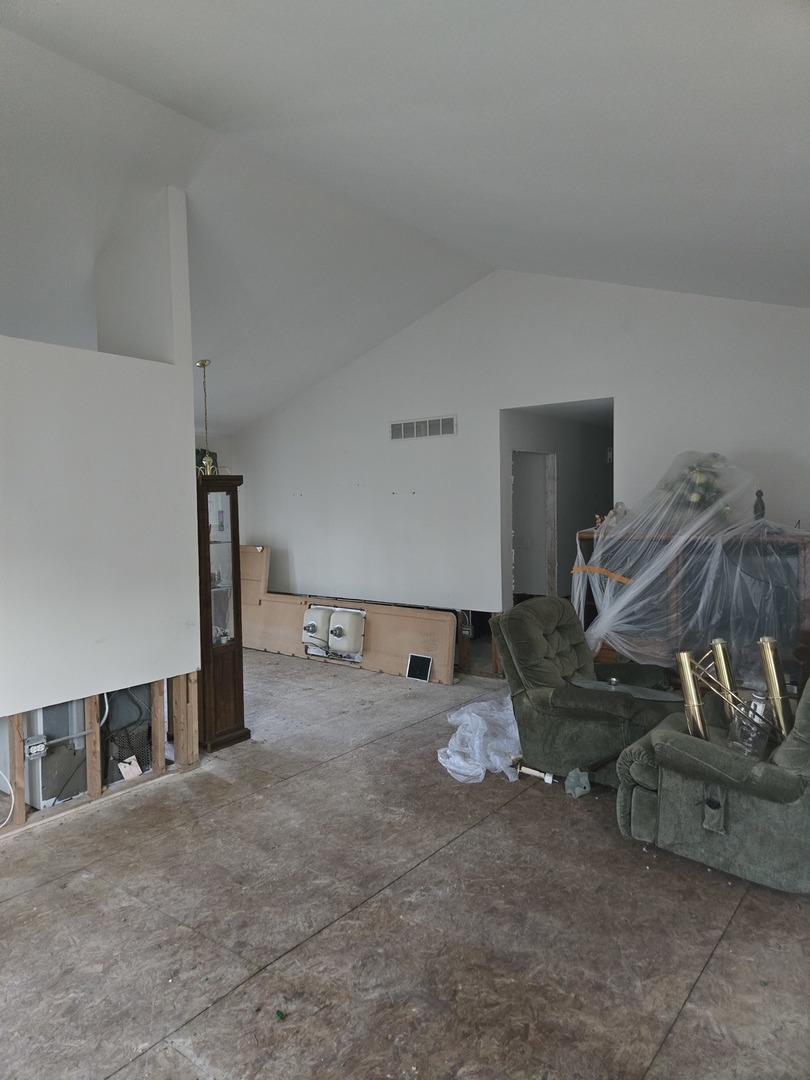1684 Willow Circle Drive Unit: 1684