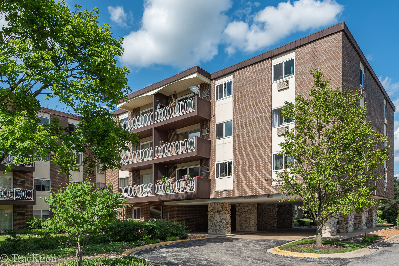 1301 S Finley Road Unit: 311