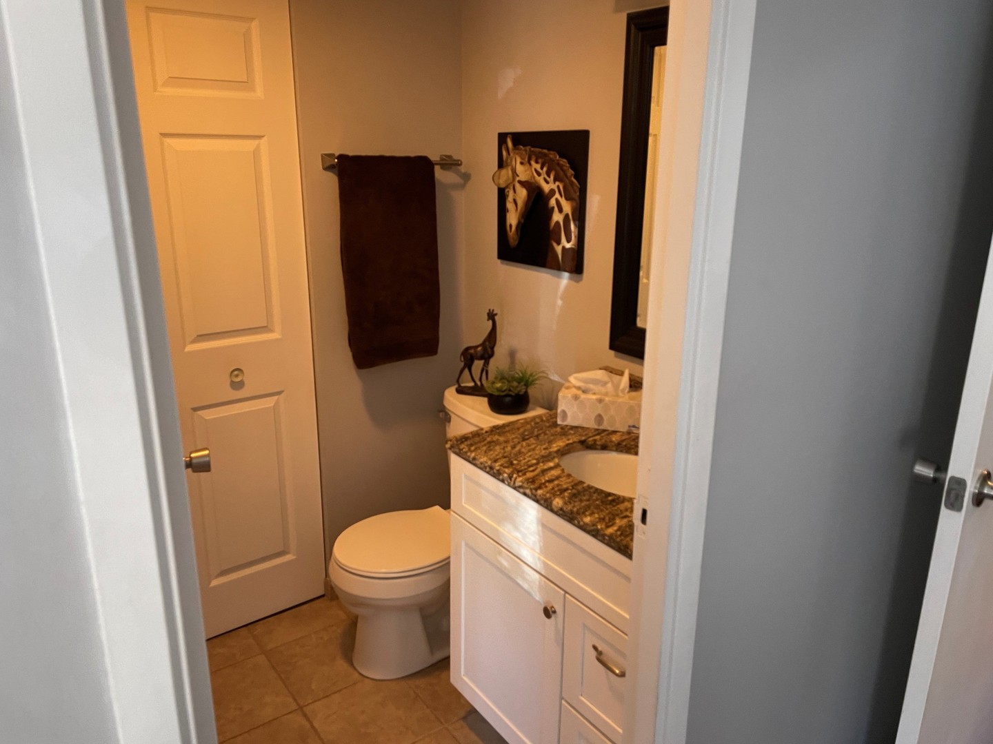 907 S WILLIAMS Street Unit: 107