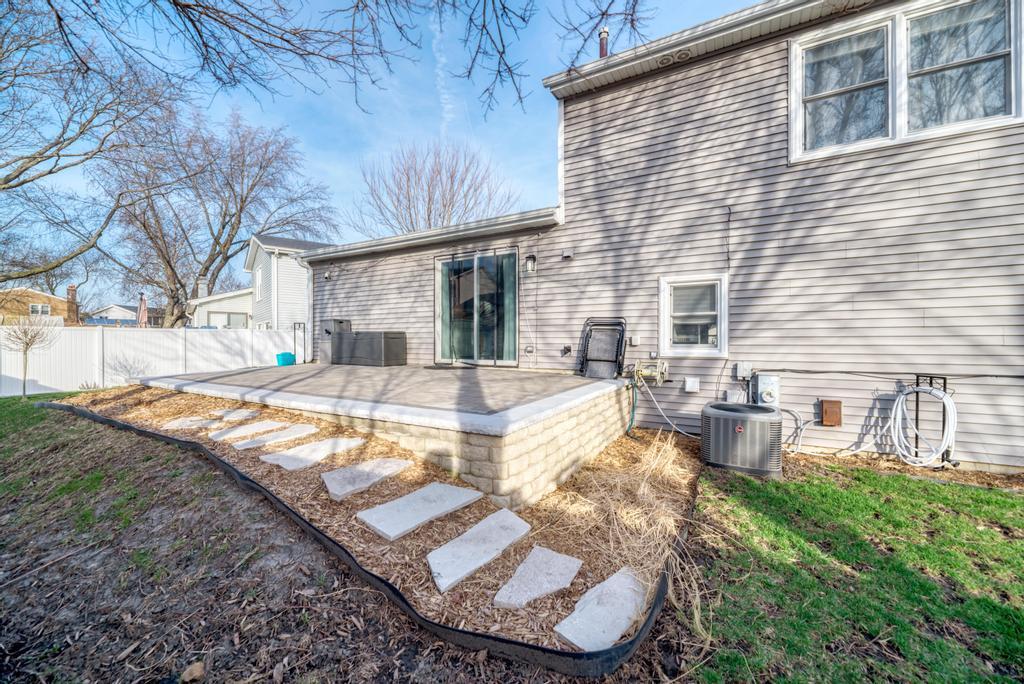 1754 Hemlock Drive