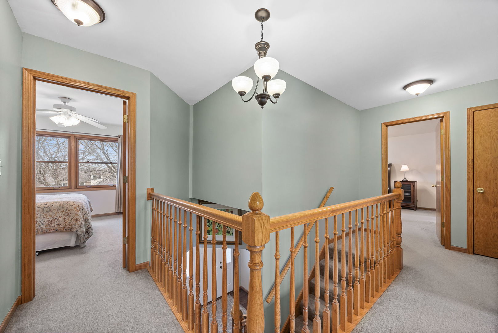20W505 Elizabeth Street