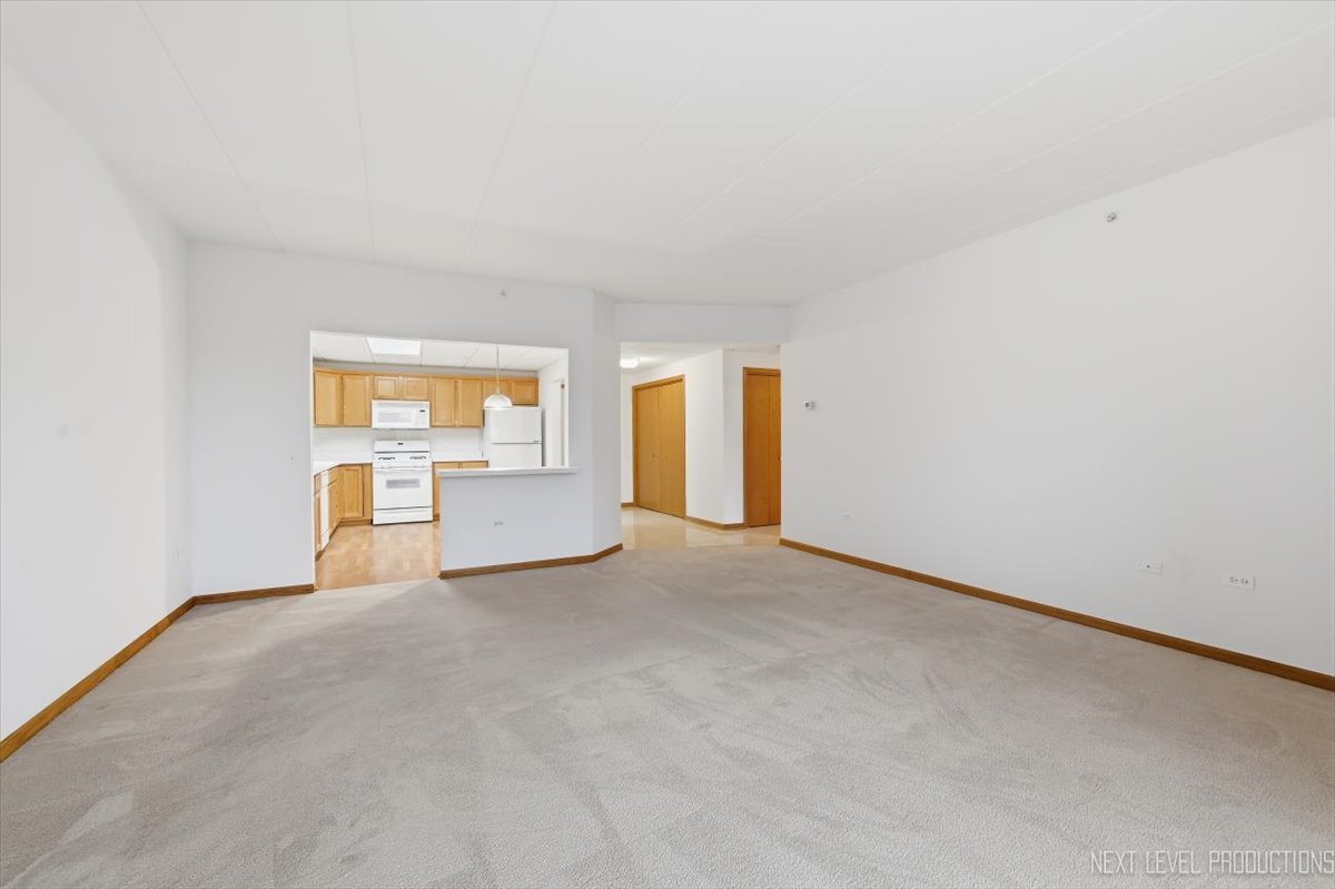1500 S Ardmore Avenue Unit: 304