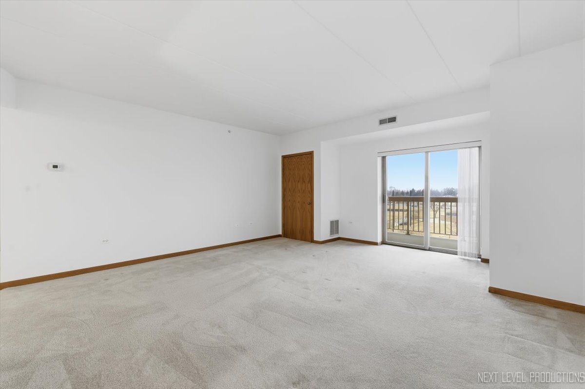 1500 S Ardmore Avenue Unit: 304