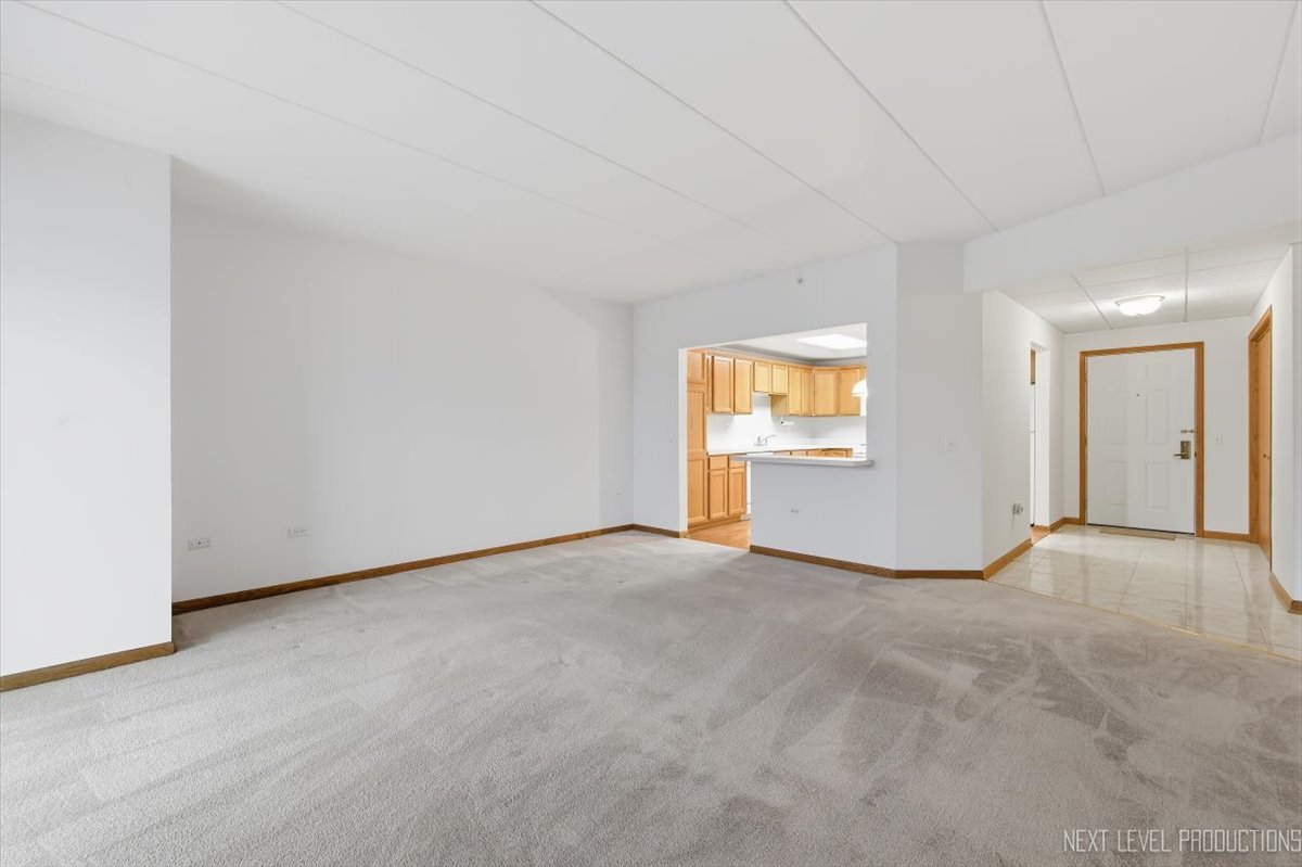 1500 S Ardmore Avenue Unit: 304