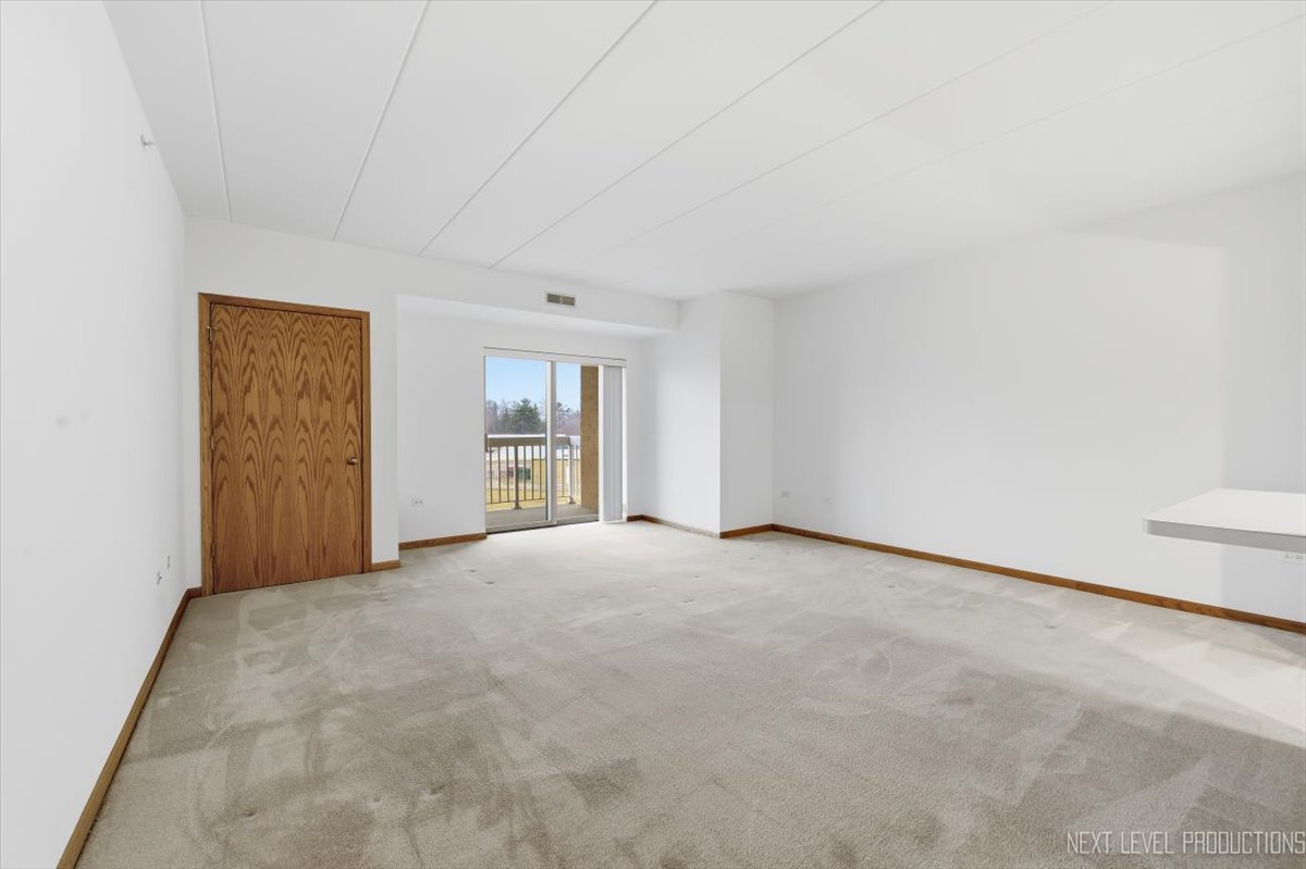 1500 S Ardmore Avenue Unit: 304