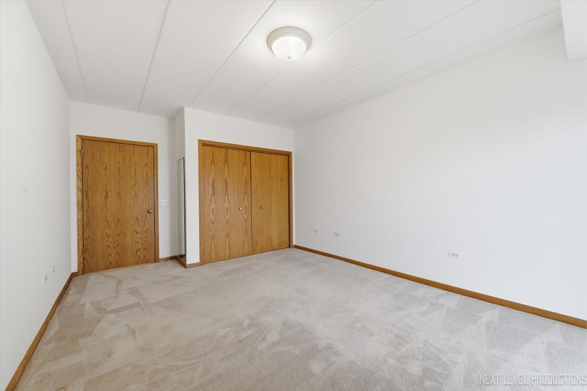 1500 S Ardmore Avenue Unit: 304
