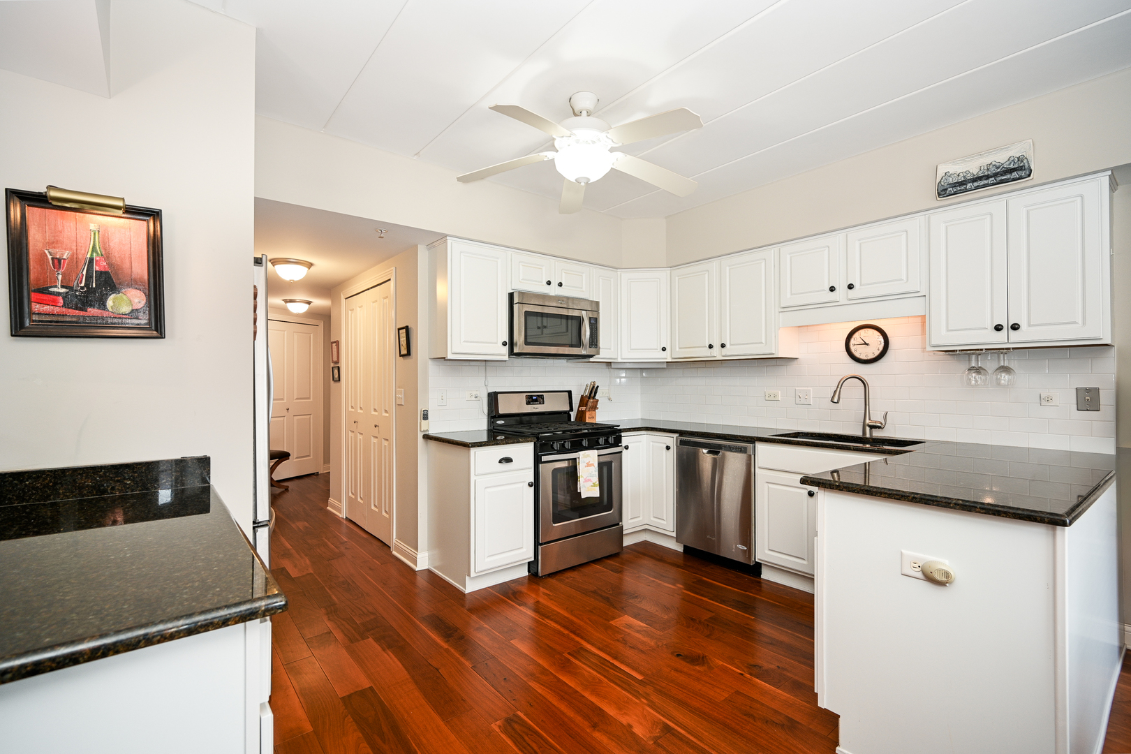 8505 Woodward Avenue Unit: 201