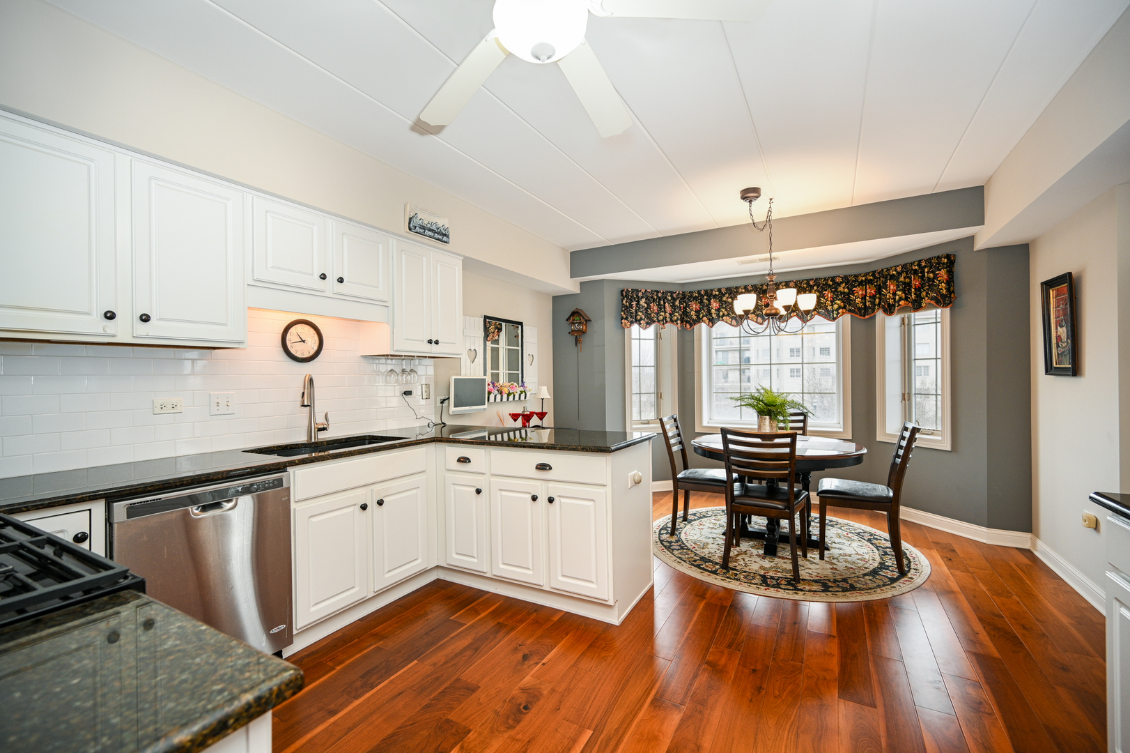8505 Woodward Avenue Unit: 201