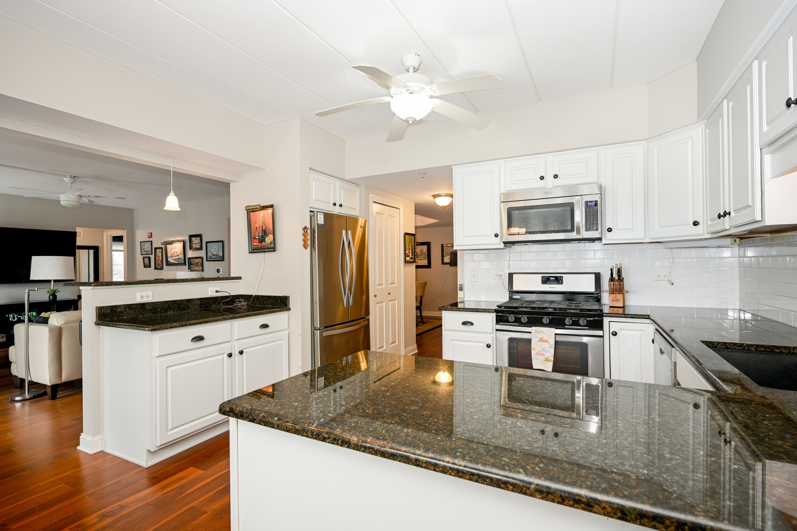 8505 Woodward Avenue Unit: 201