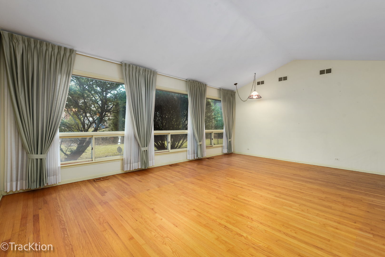 246 Vista Court