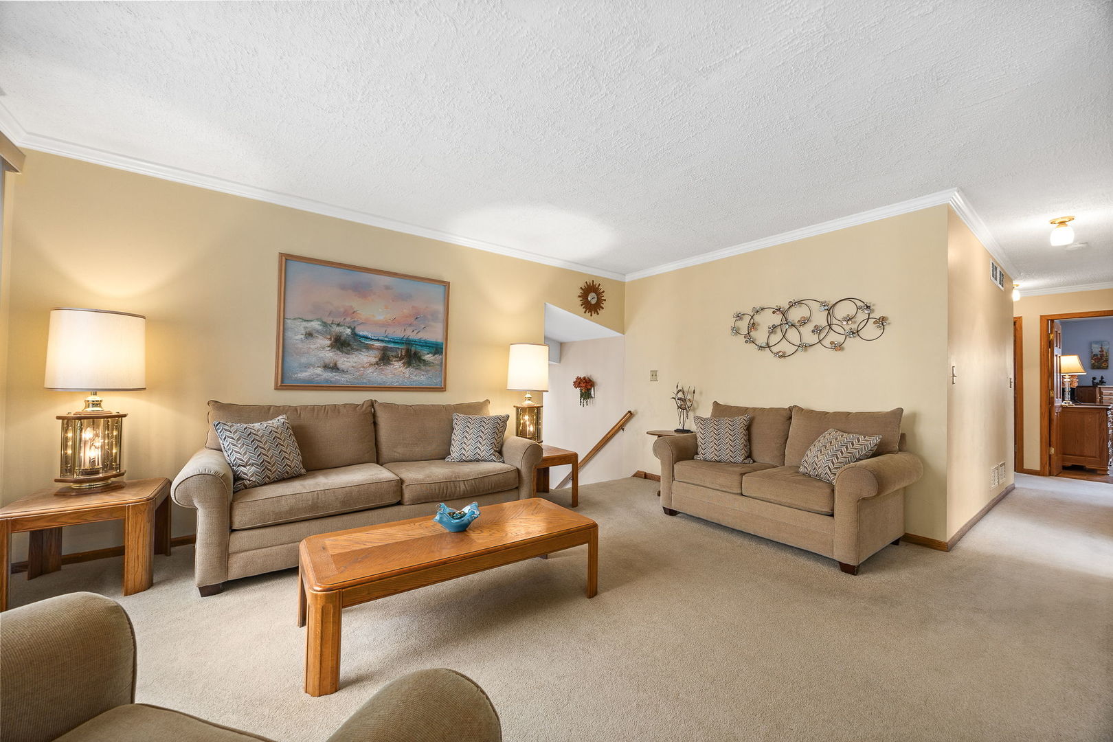 8000 Oakview Lane