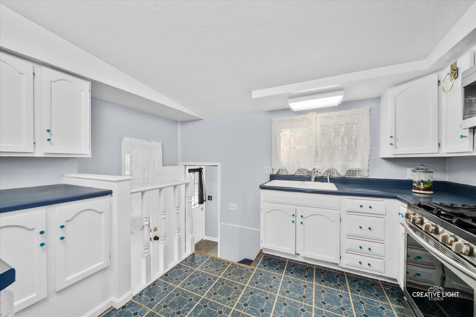 4217 Elm Street
