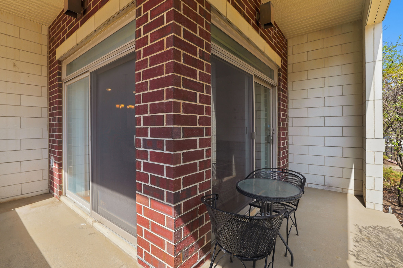 965 Rogers Street Unit: 104