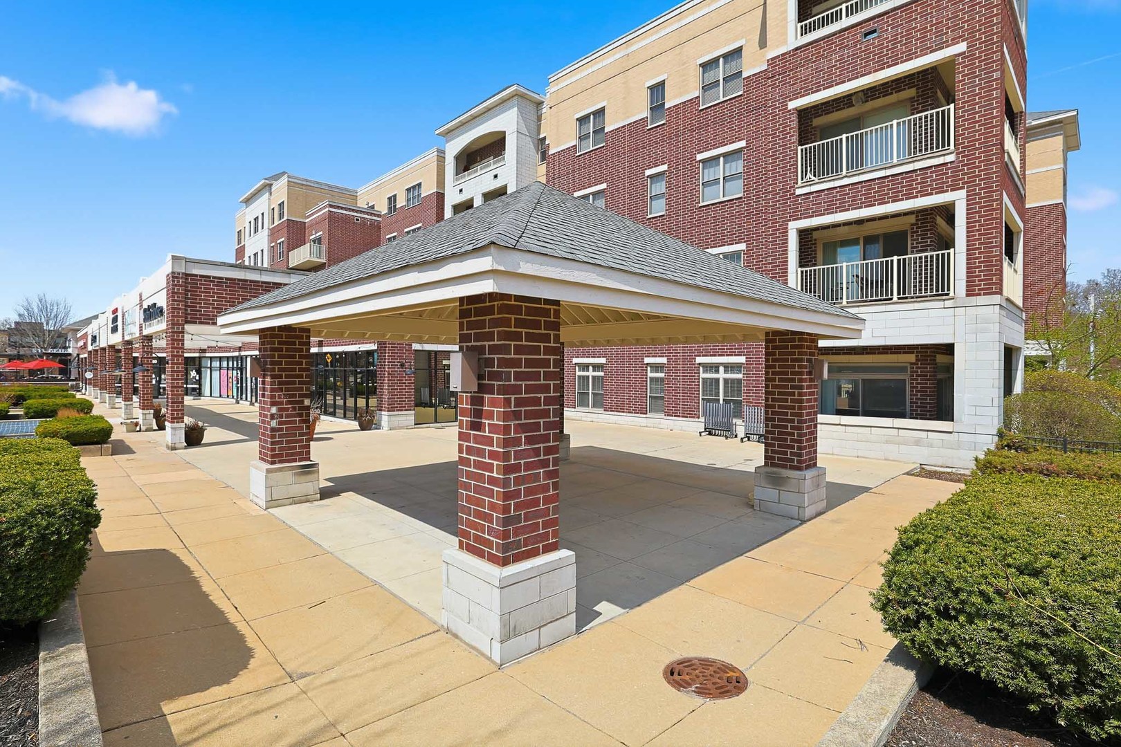 965 Rogers Street Unit: 104