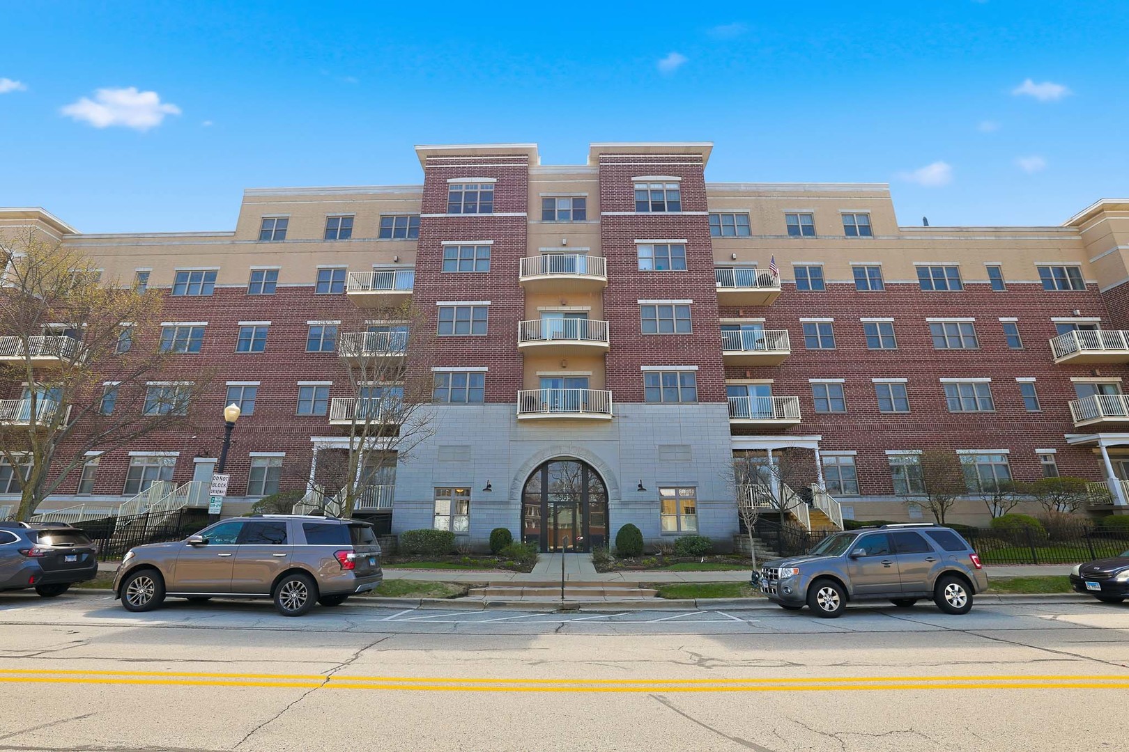 965 Rogers Street Unit: 104
