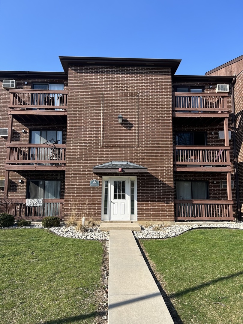 330 Shorewood Drive Unit: 3B