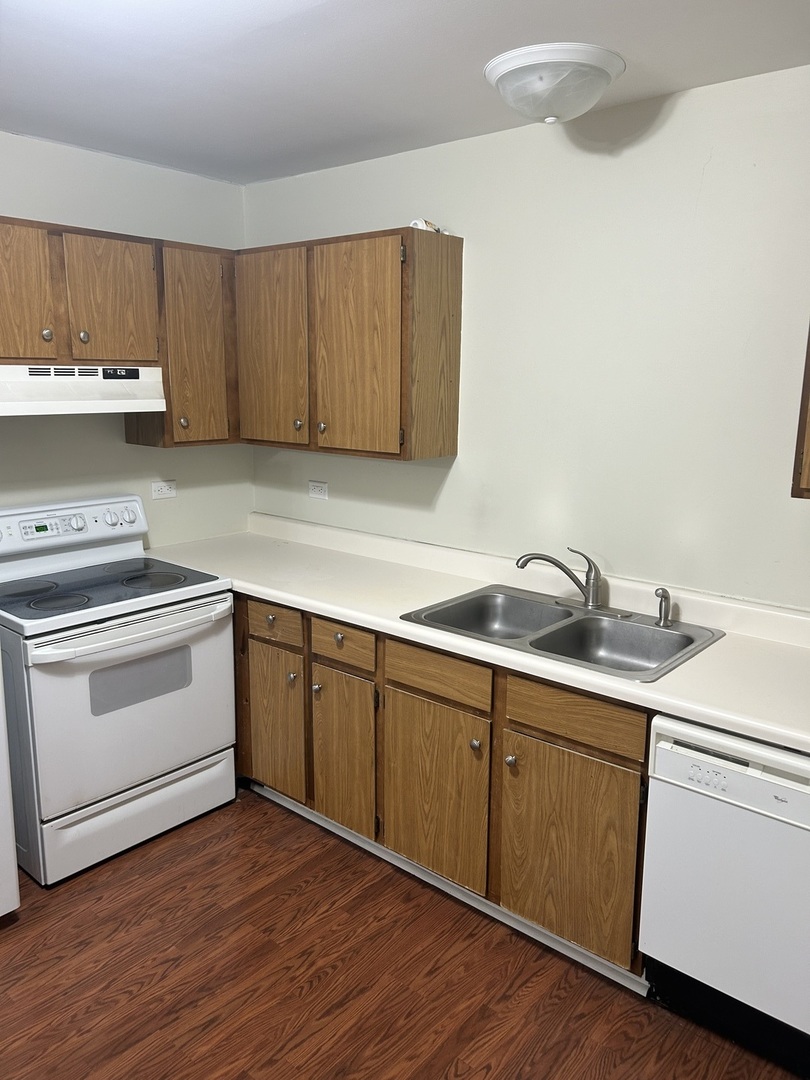 330 Shorewood Drive Unit: 3B