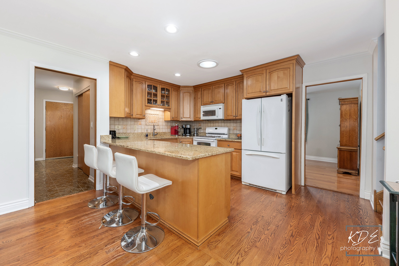 10128 Mansfield Avenue