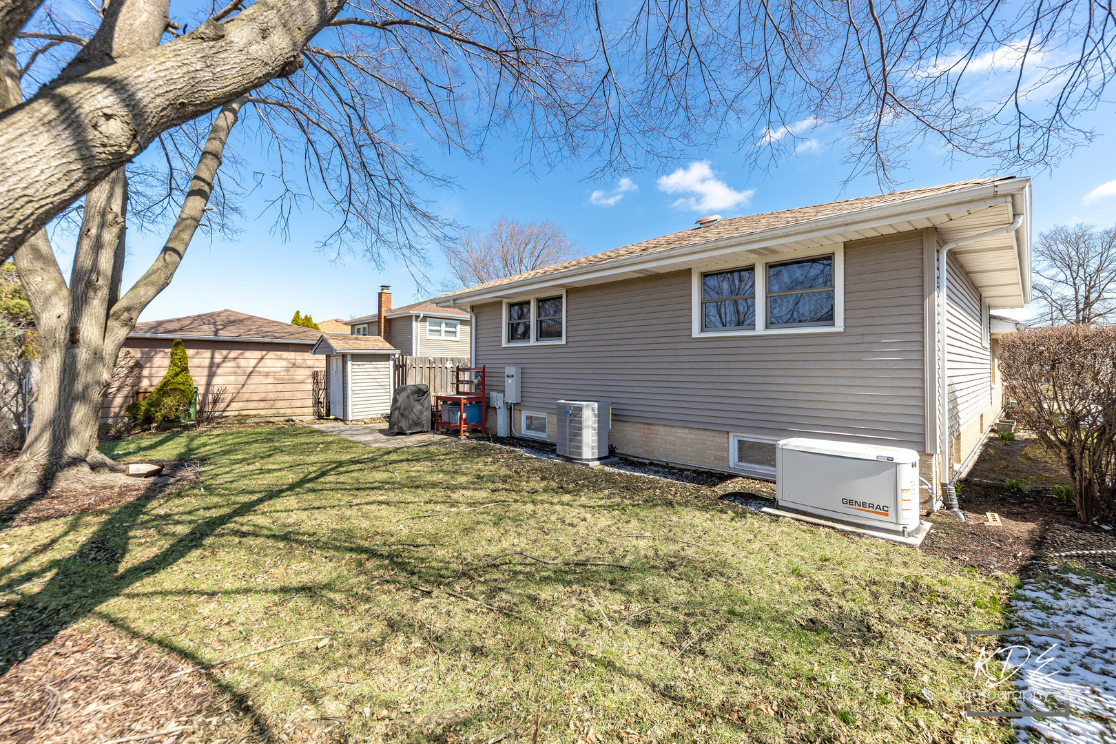 10128 Mansfield Avenue
