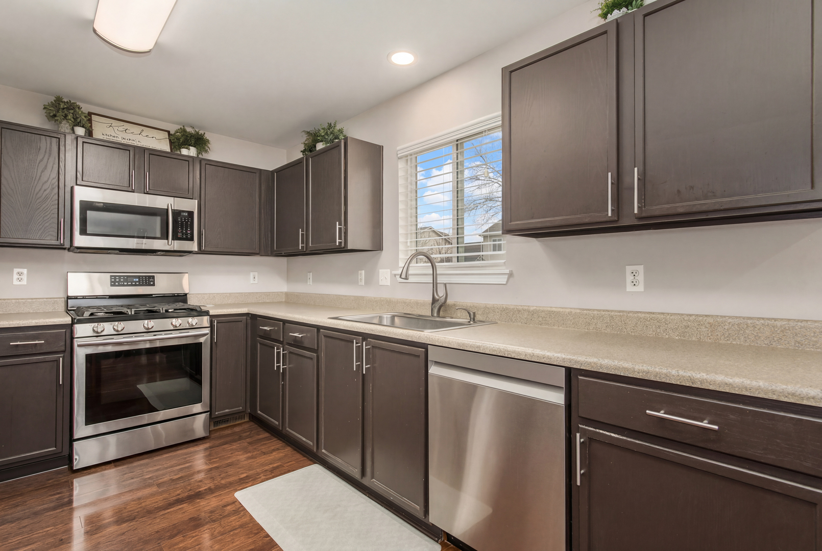 2043 Winchester Trail