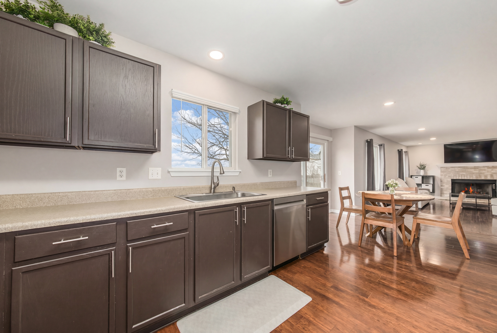 2043 Winchester Trail