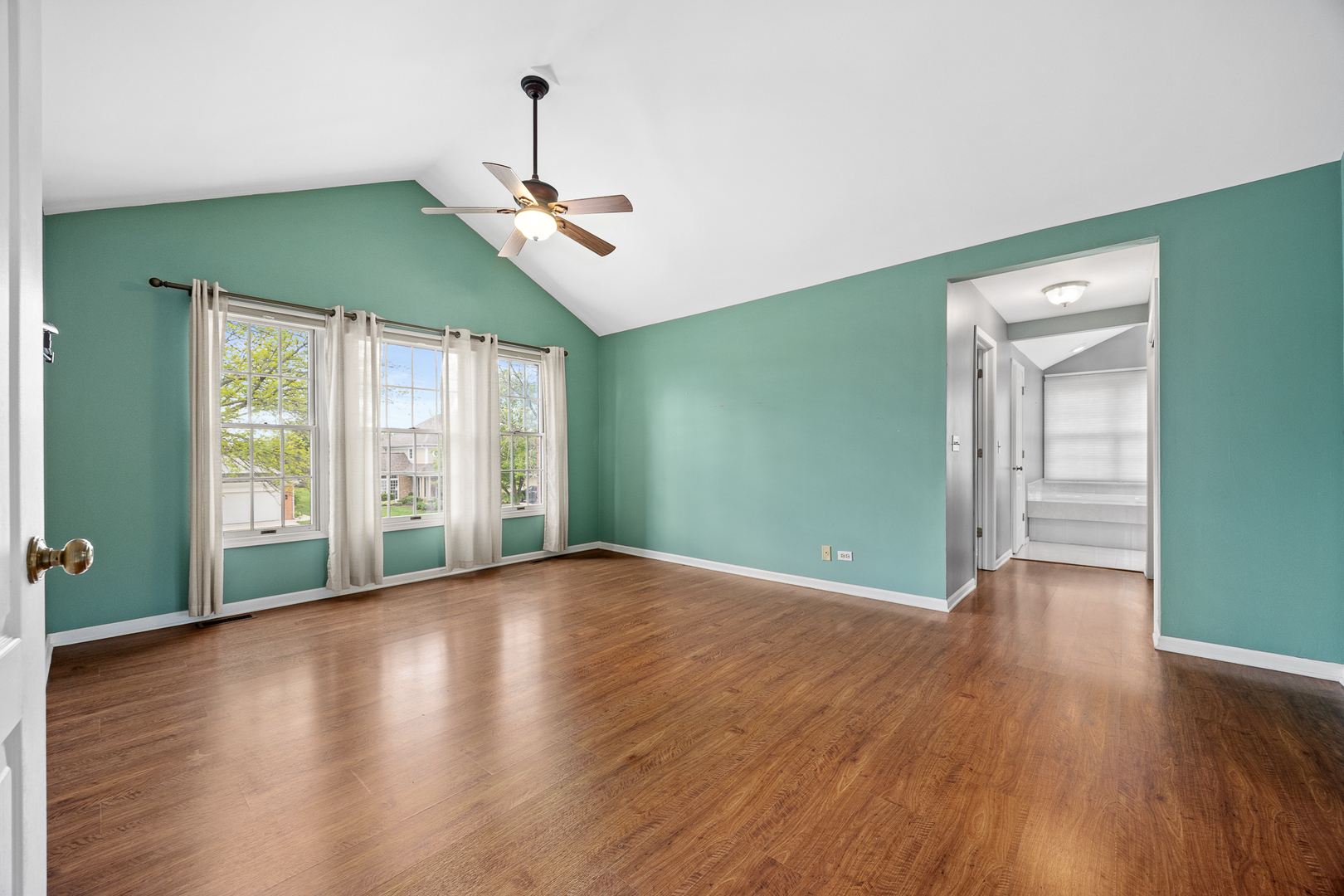 8217 Pine Bluff Court