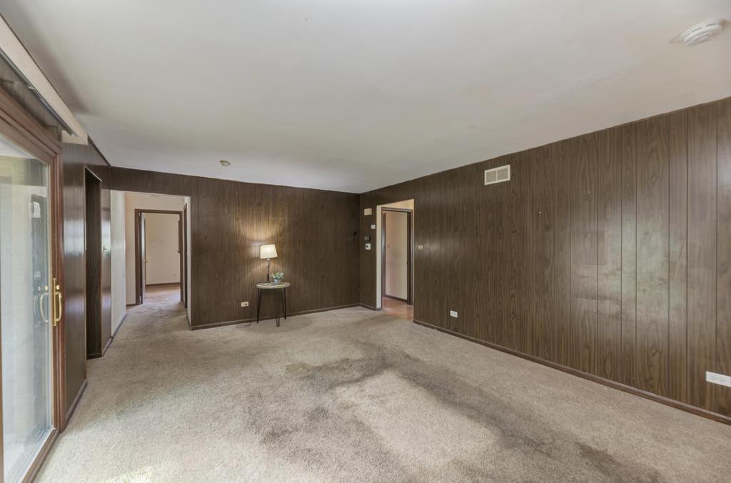 8017 Sawyer Road