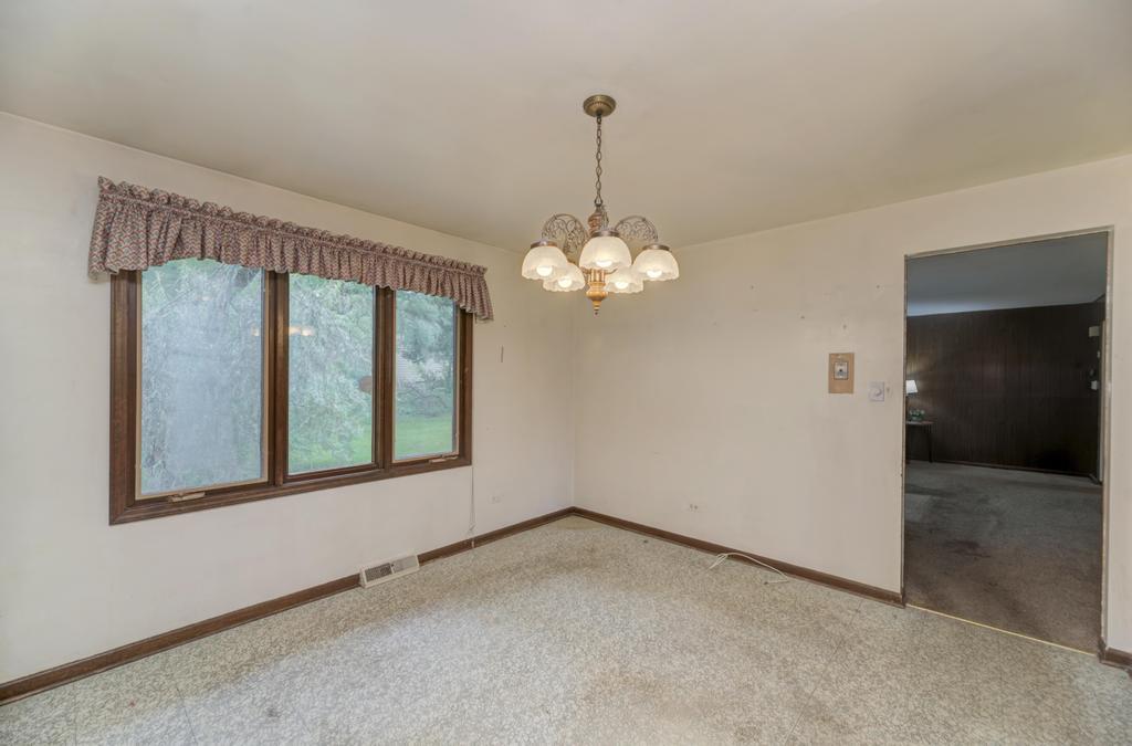 8017 Sawyer Road