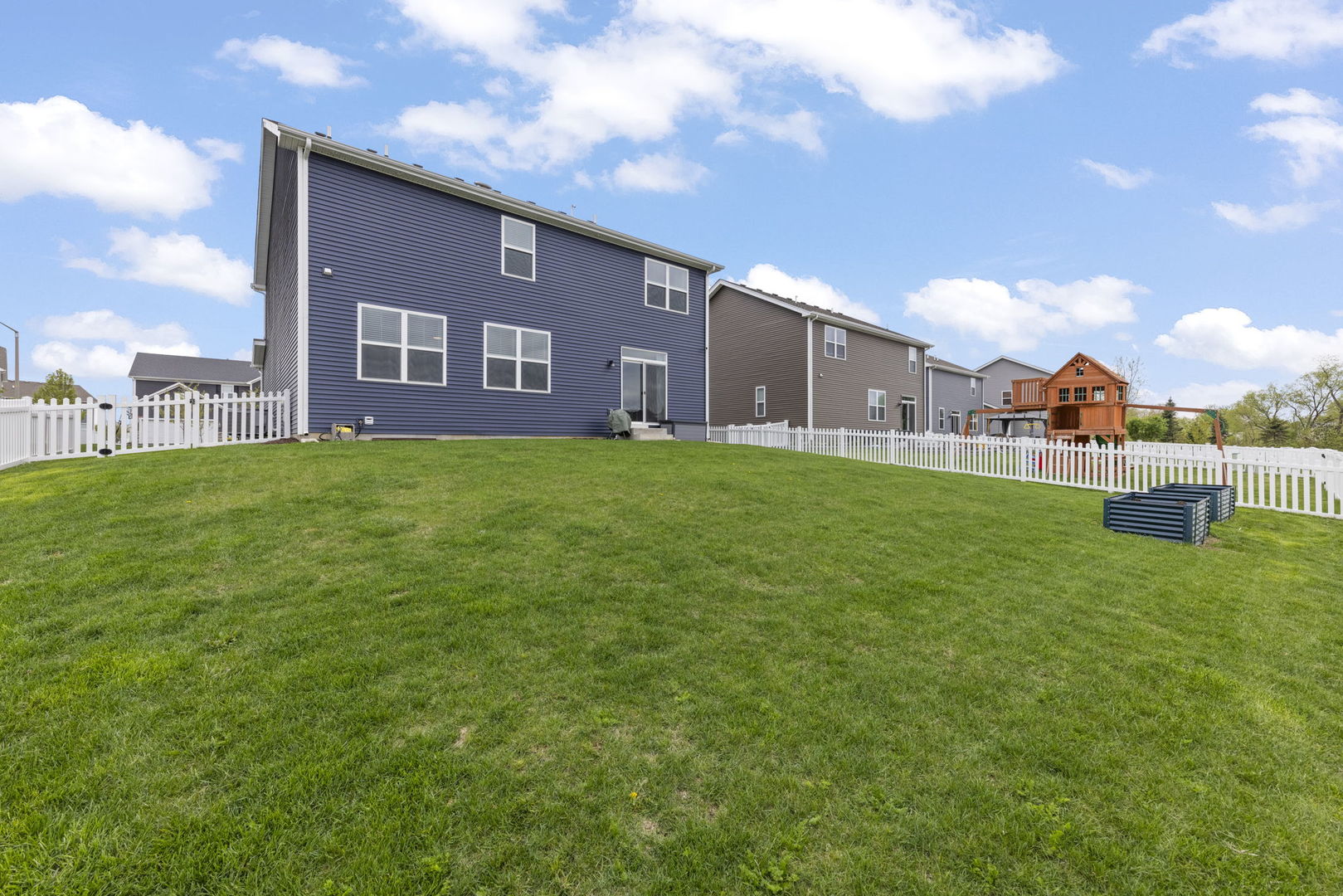 2219 Daly Lane