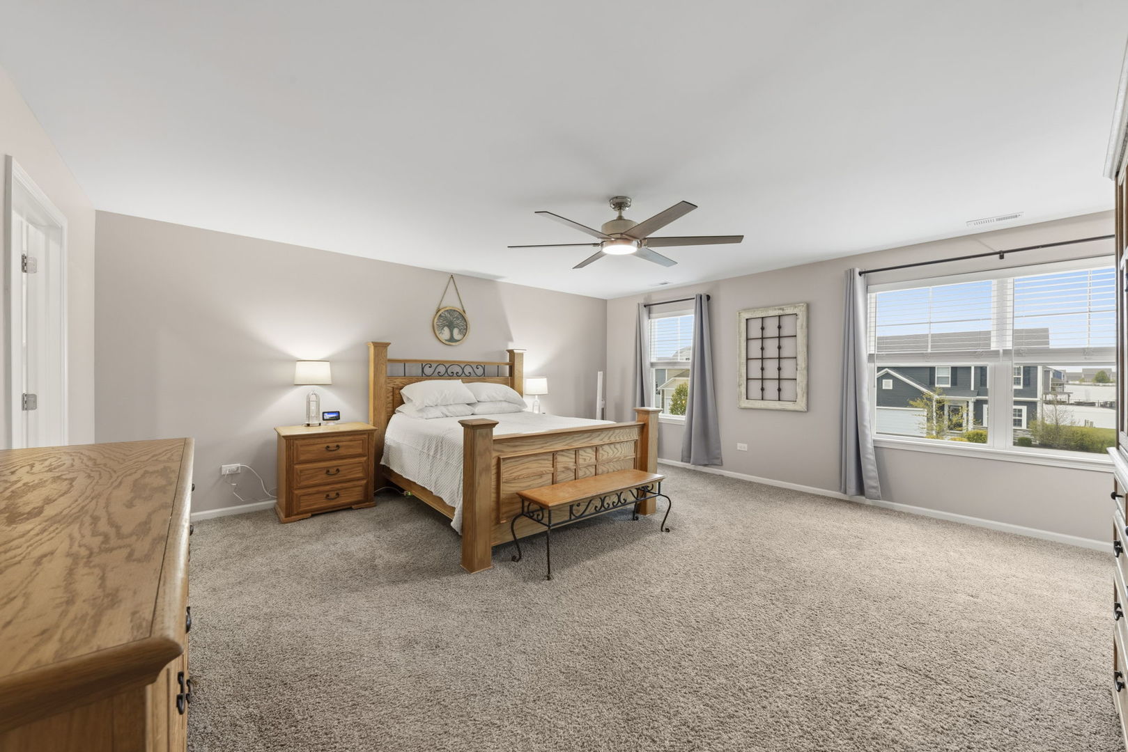 2219 Daly Lane