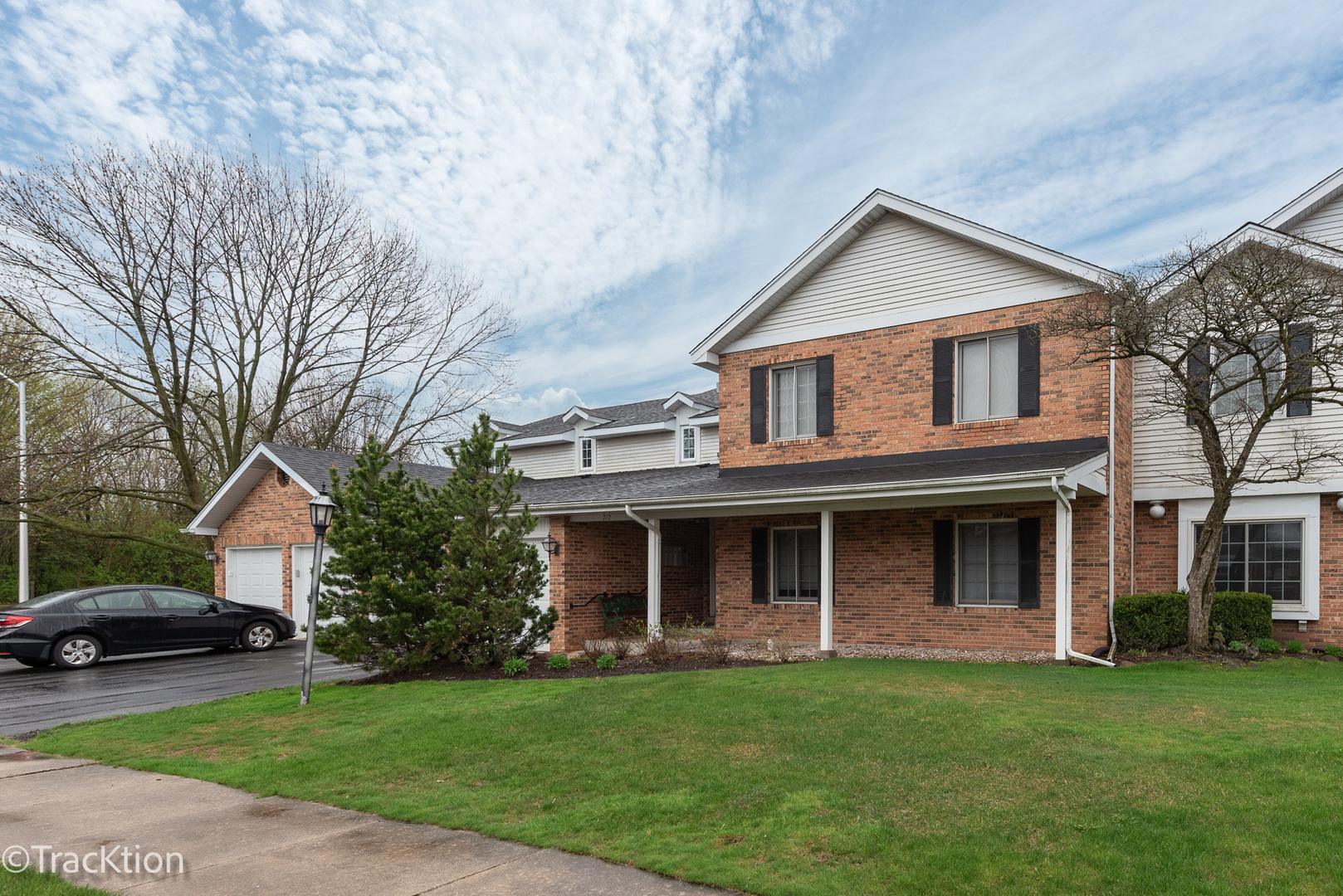 717 Maplewood Court Unit: B