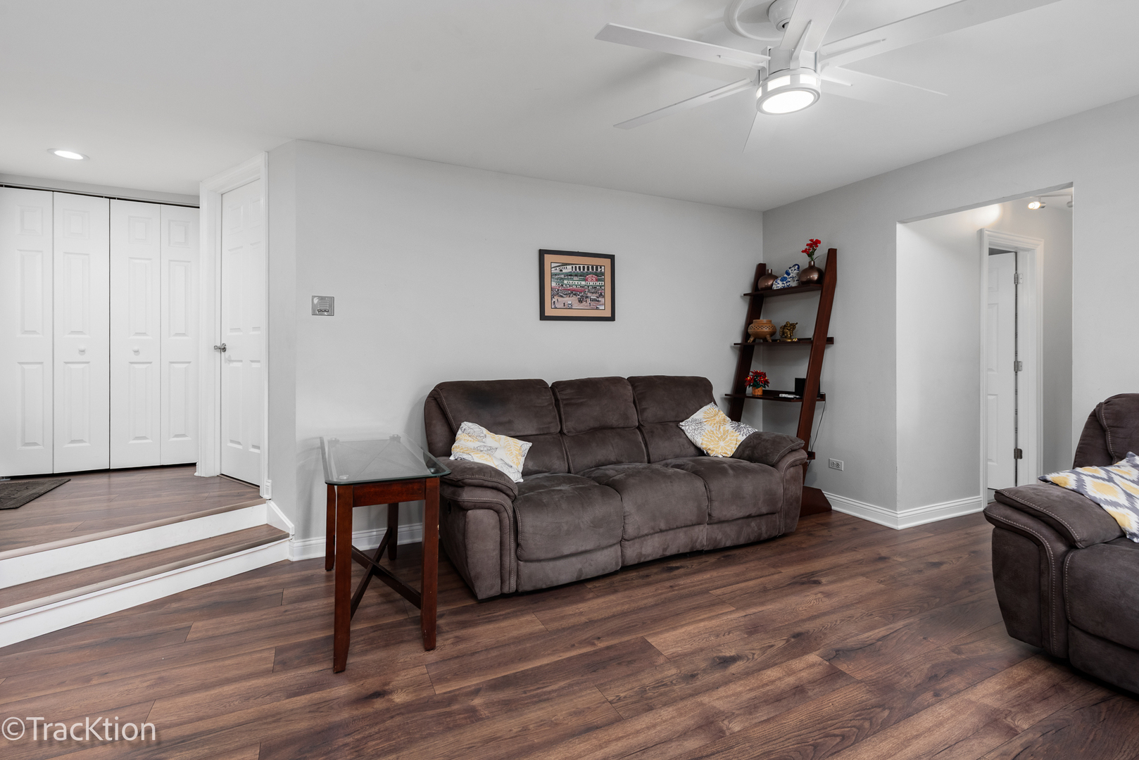 717 Maplewood Court Unit: B