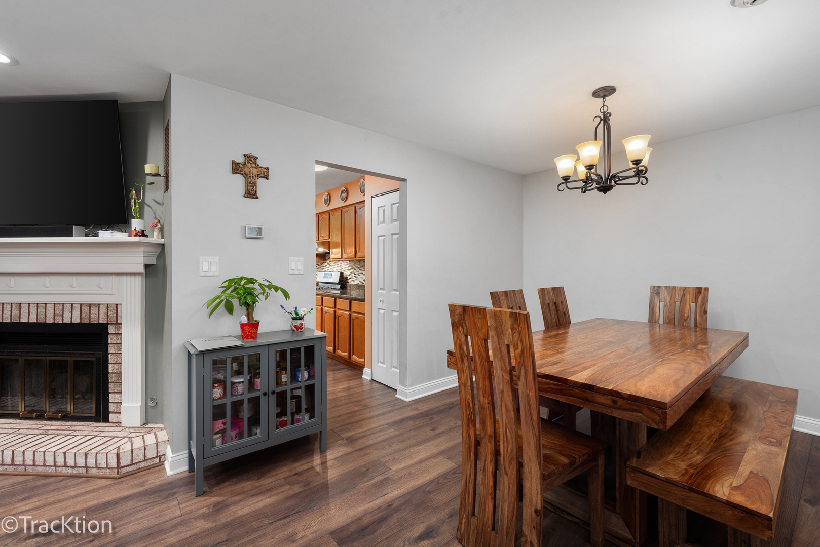 717 Maplewood Court Unit: B