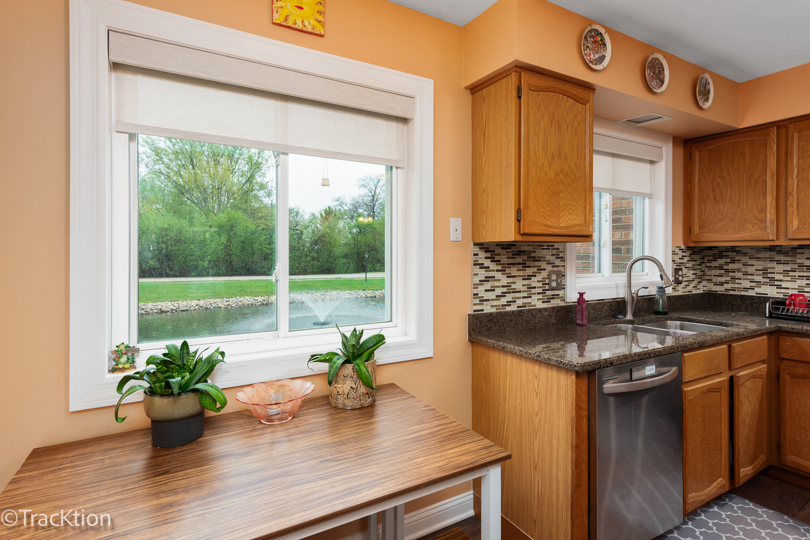 717 Maplewood Court Unit: B