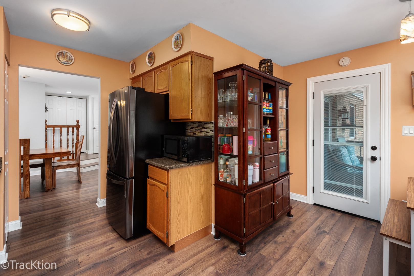 717 Maplewood Court Unit: B