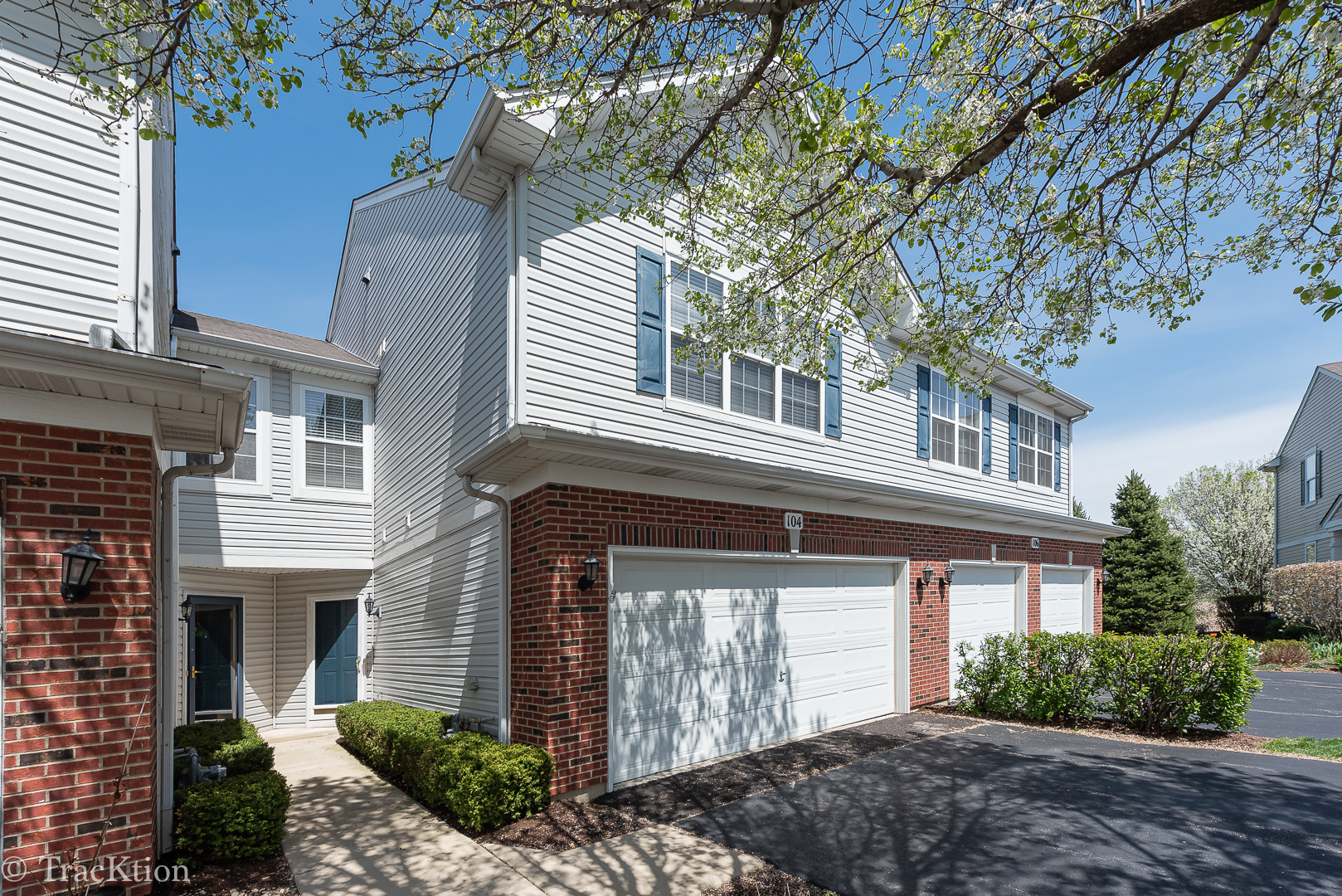 104 Concord Drive S