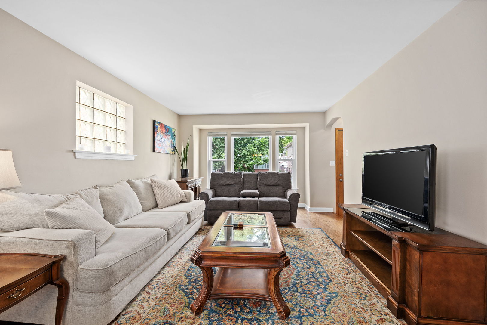 3311 Sunnyside Avenue