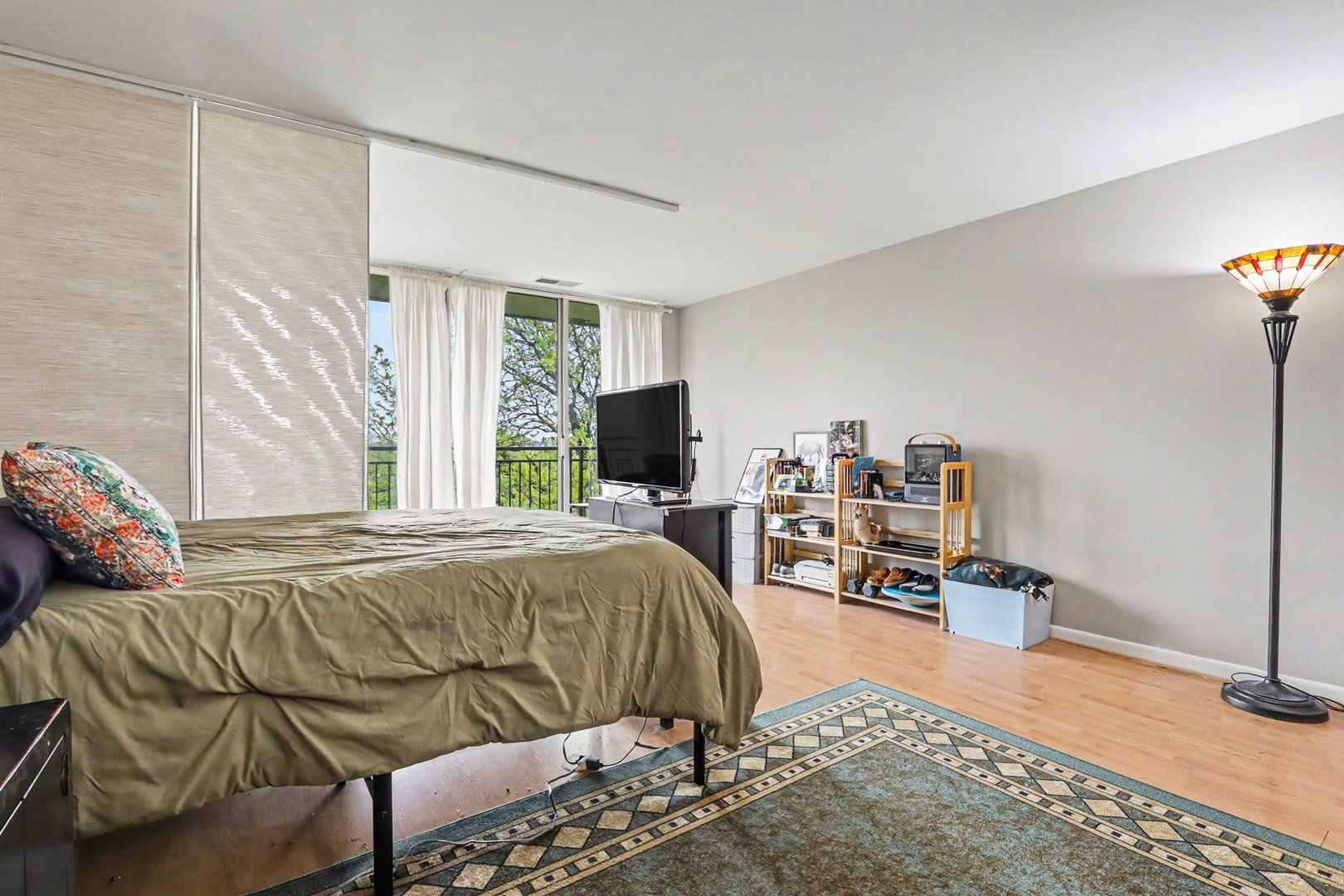 5810 Oakwood Drive Unit: 5C