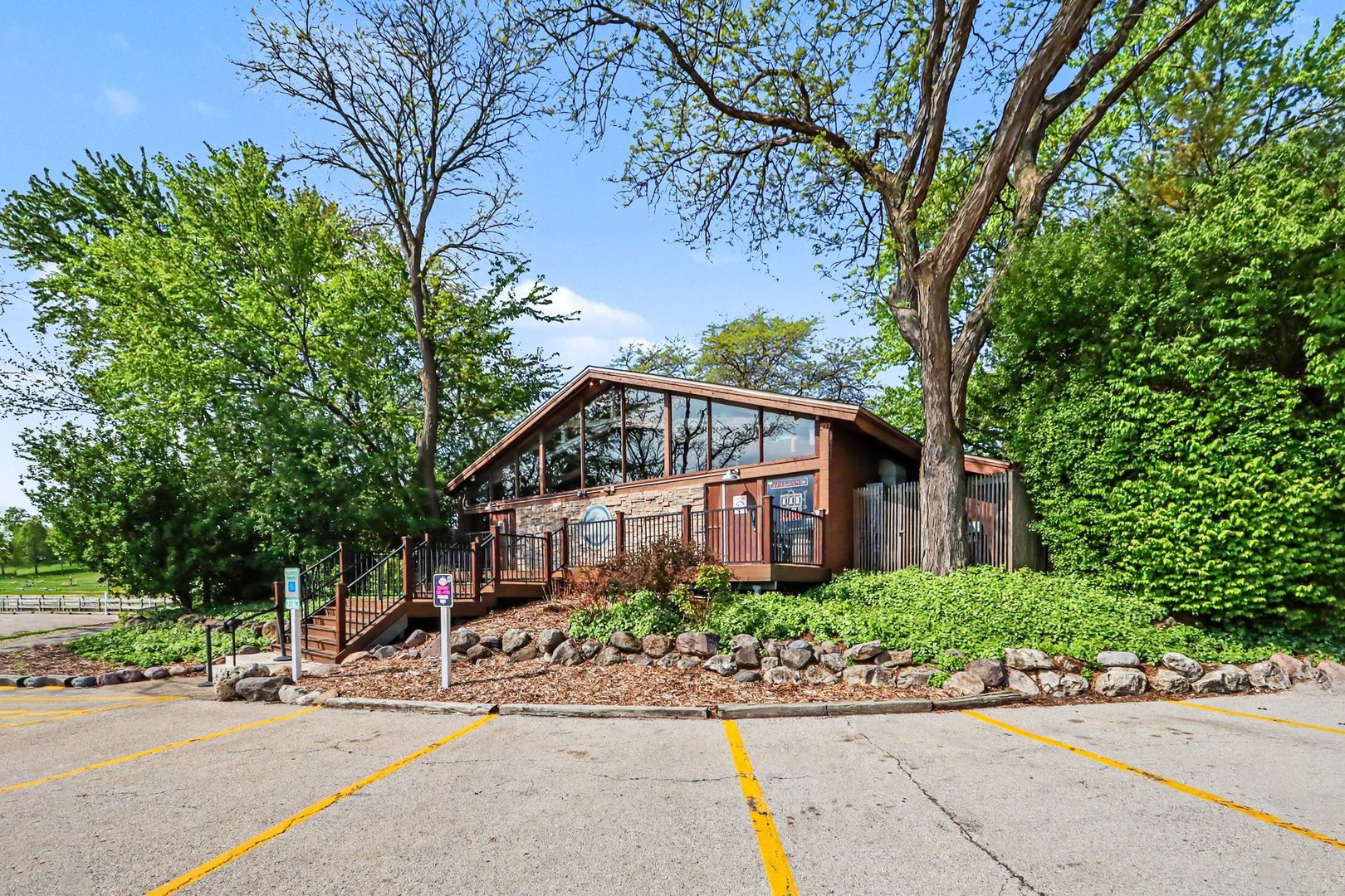 5810 Oakwood Drive Unit: 5C
