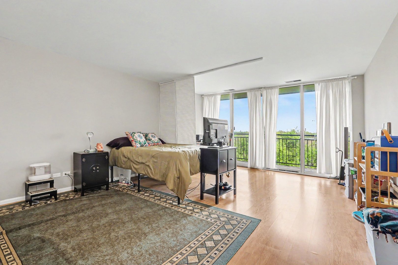 5810 Oakwood Drive Unit: 5C