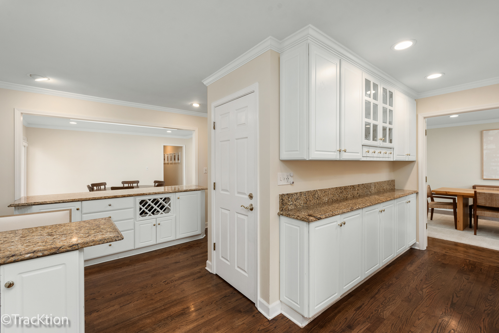 1401 Golden Bell Court