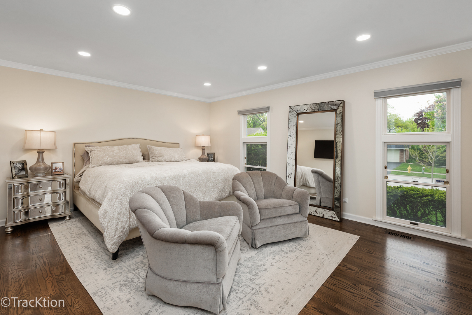 1401 Golden Bell Court