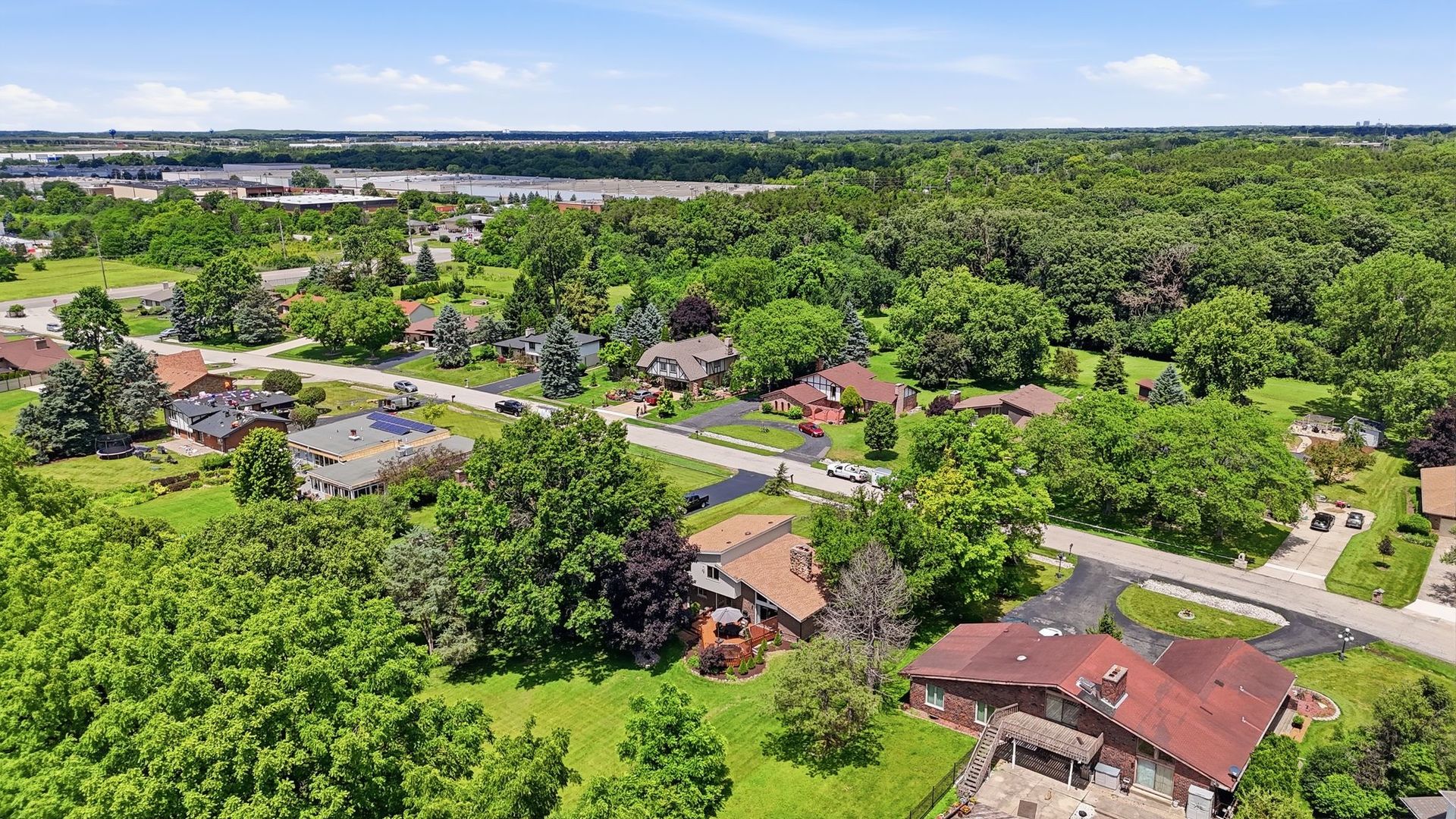 19W471 Deerpath Lane